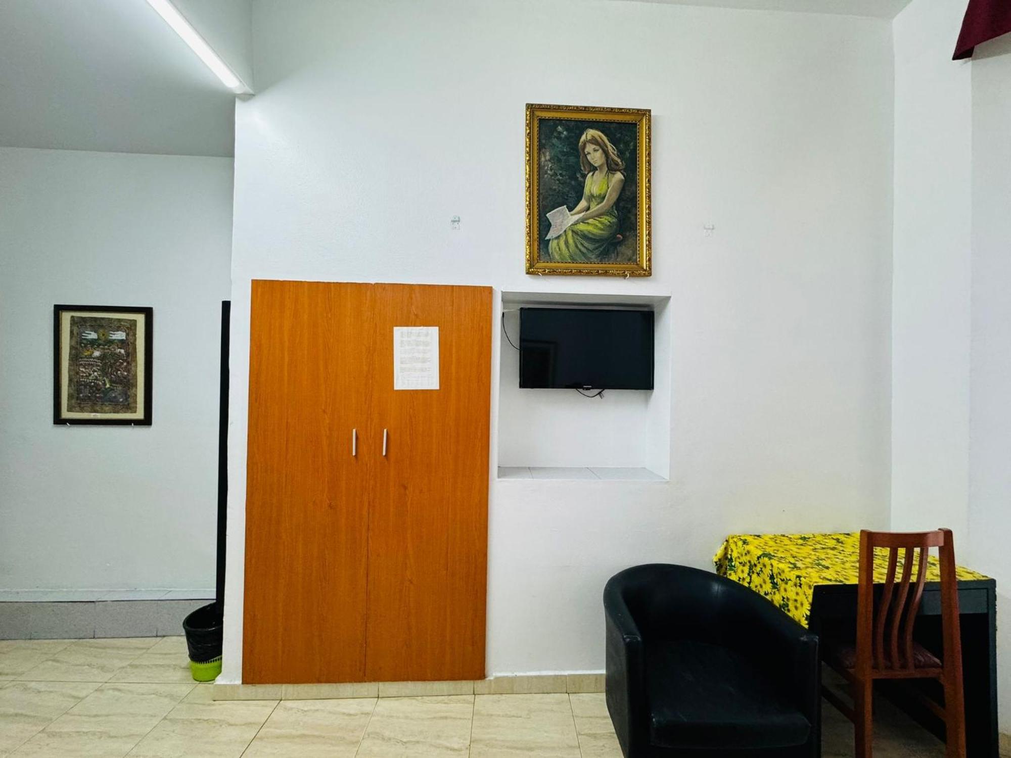 Hostal Mont Thabor — Fotos 1